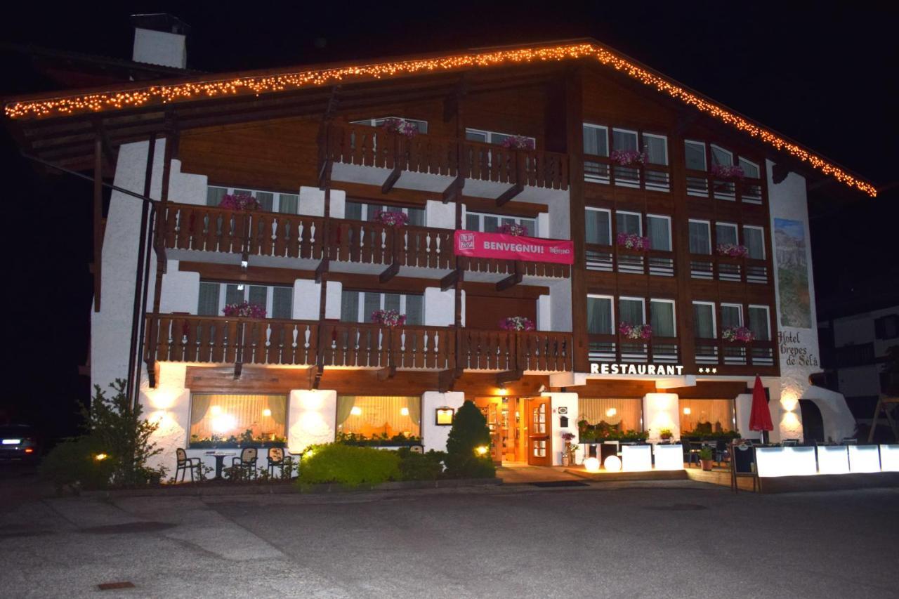 Hotel Crepes De Sela Campitello di Fassa Exteriér fotografie